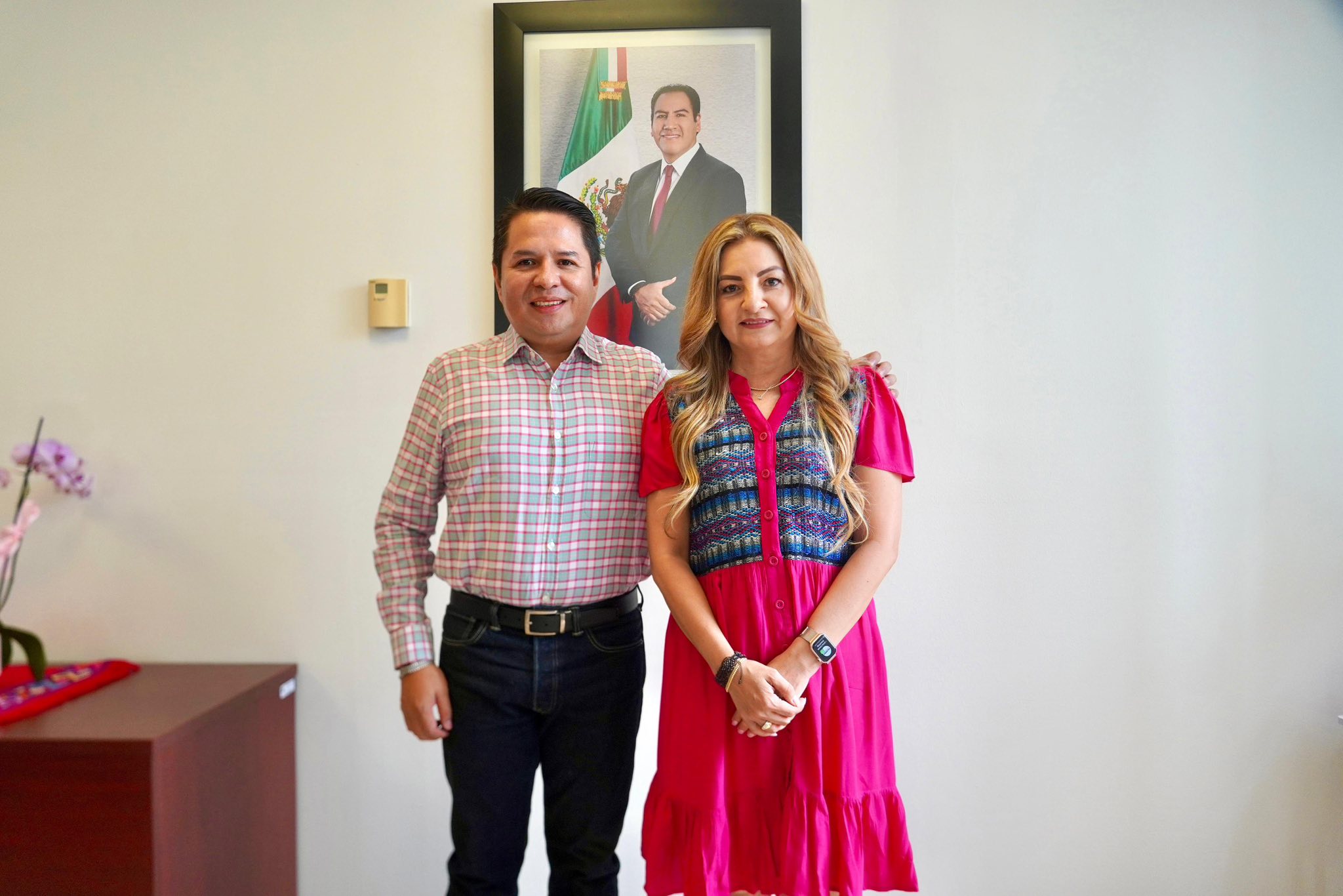 Titular de SEMUIGEN se reune con director general del Icatech Chiapas para llevar a cabo acciones que impulsen el crecimiento profesional de las mujeres chiapanecas