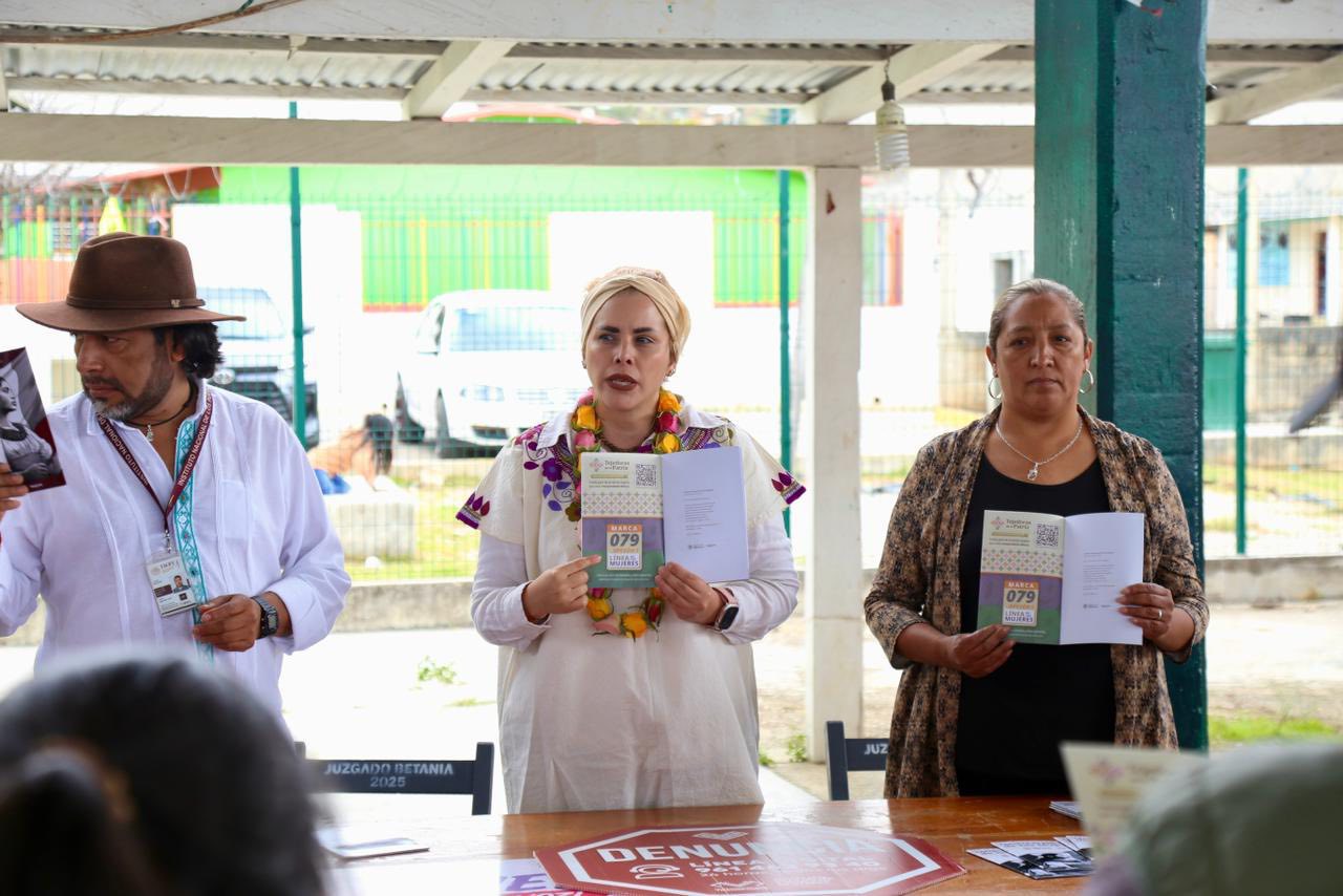 Asiste la Titular  a Asamblea con mujeres artesanas de la zona Altos de Betania