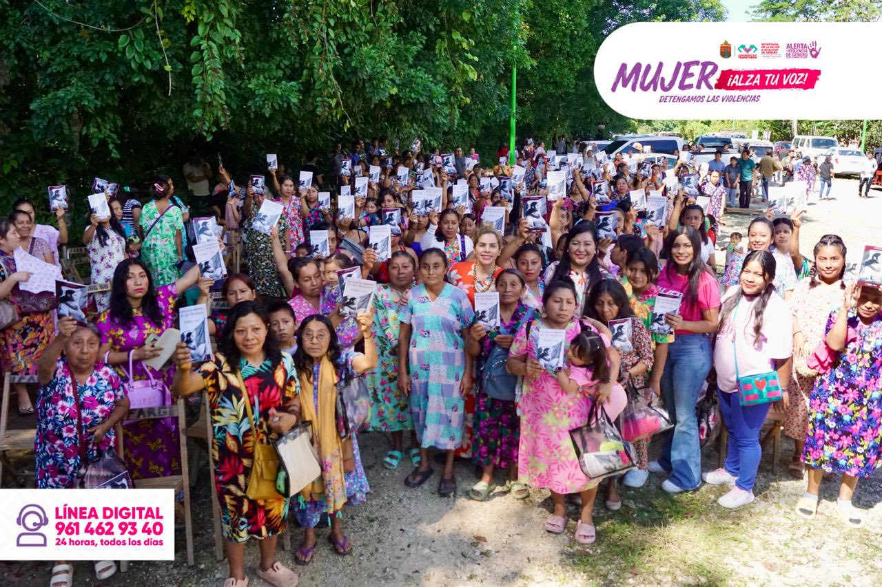 Visita al barrio Bethel de la comunidad Lancanjá Chansayab, en el municipio de Ocosingo, para promover la campaña “Mujer, ¡alza tu voz! Detengamos las violencias”. 