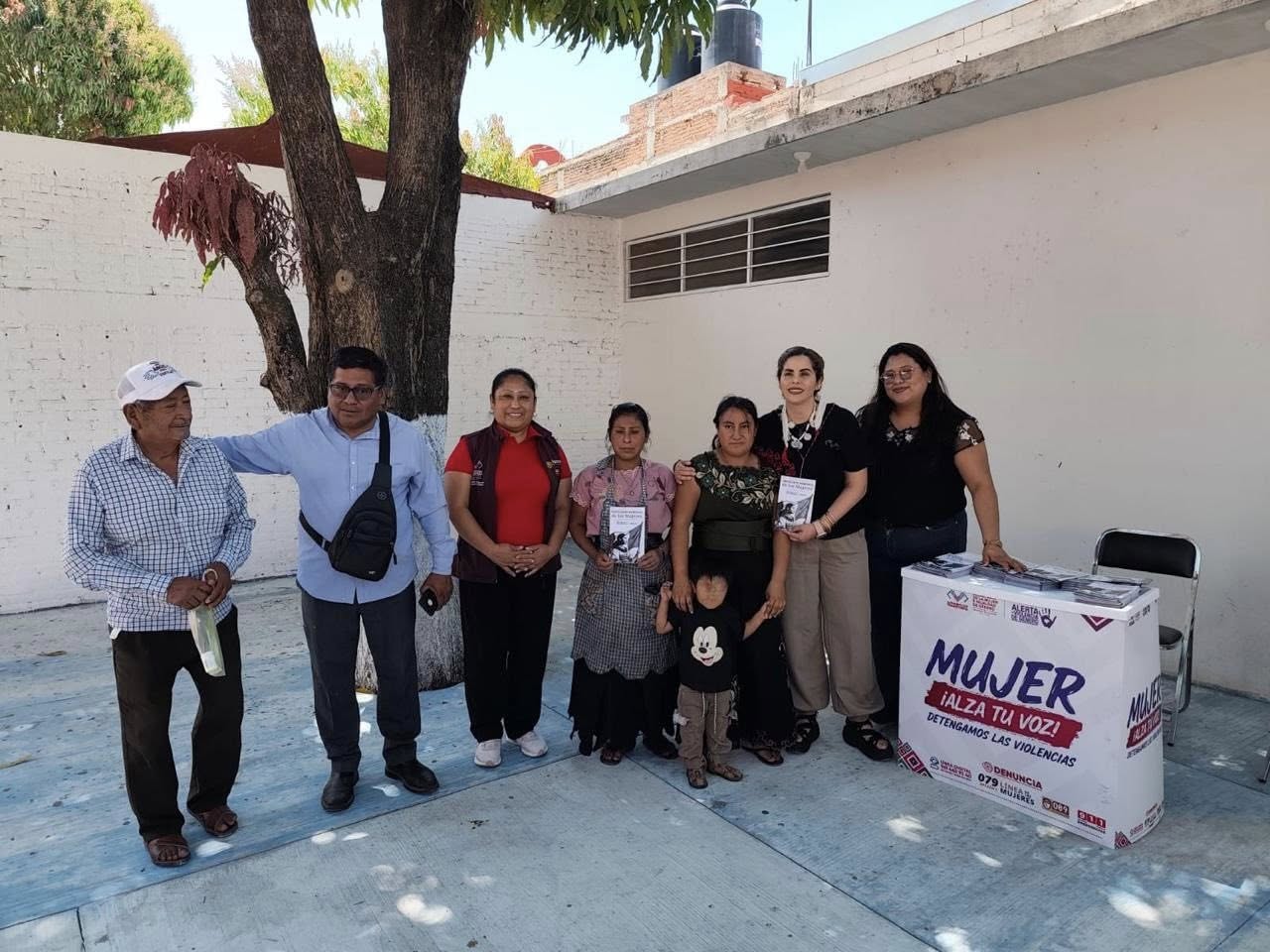 Brigada Integral de Salud “Familias protegidas, mujeres fortalecidas”  en la Casa Ejidal de la colonia San José Terán, Tuxtla Gutiérrez.